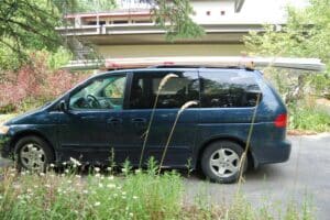 how far can a ladder stretch on a car?